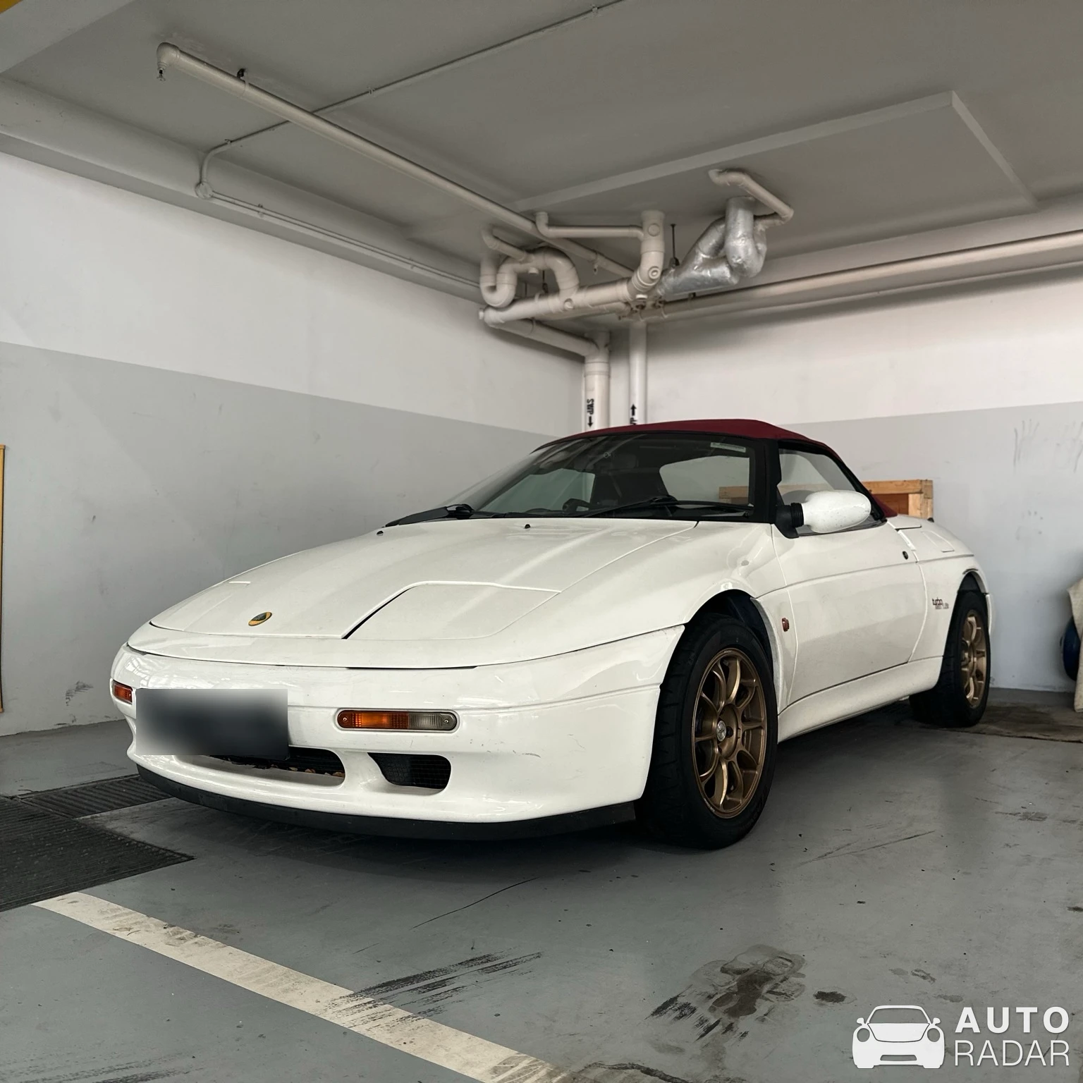 Lotus Elan M100 spotted in Singapore