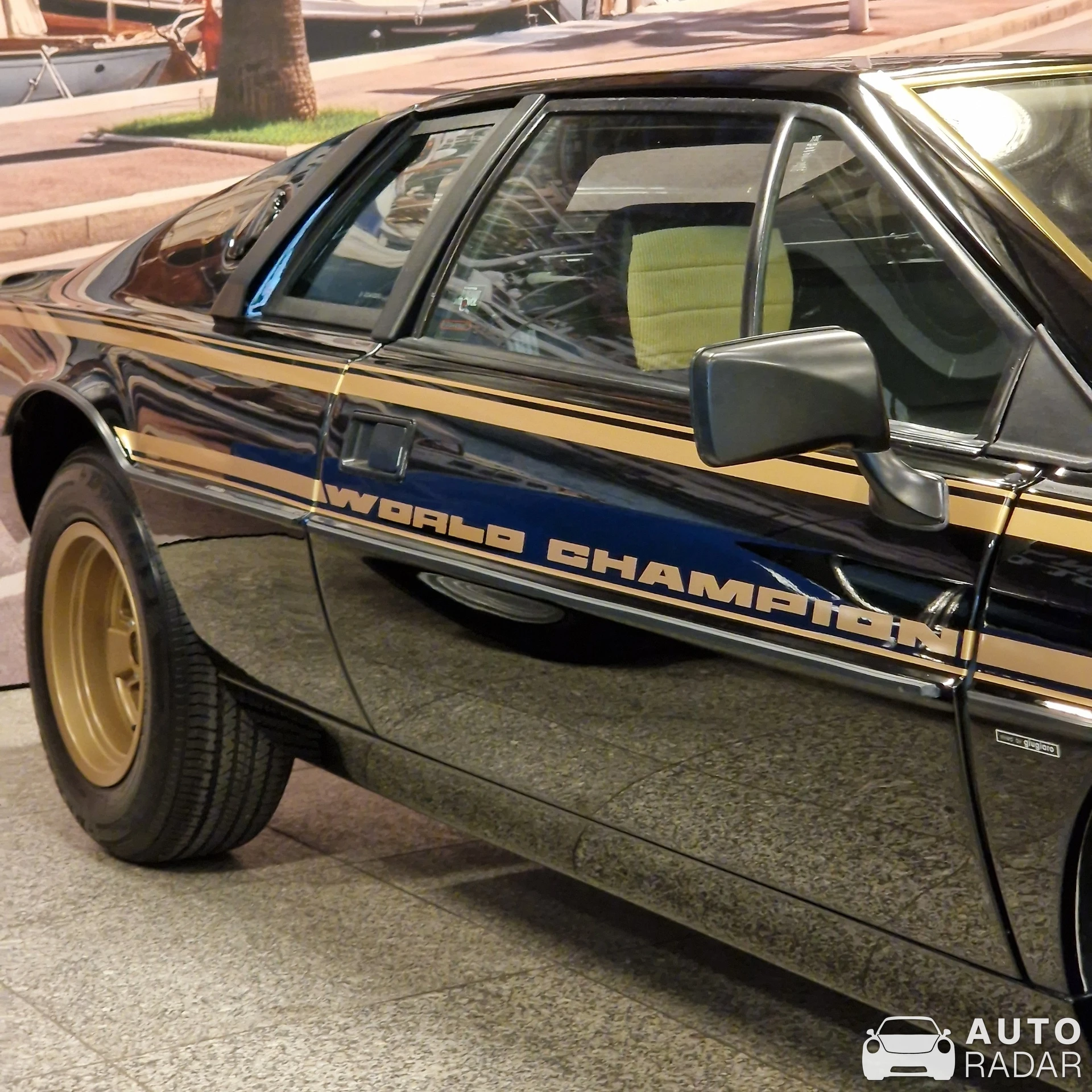 Lotus Esprit S2 JPS spotted in Warszawa