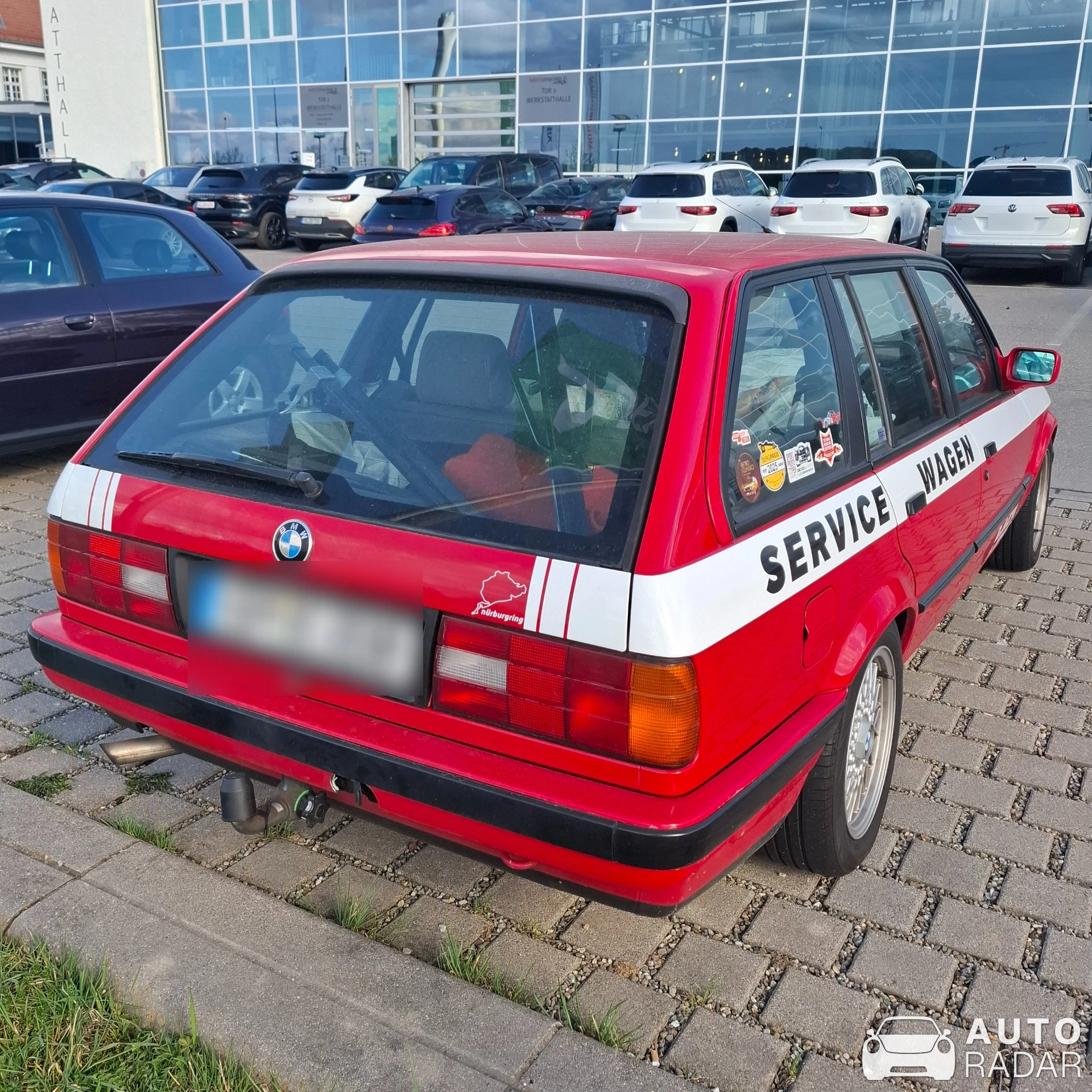 BMW 3 series E30 Touring spotted in Böblingen