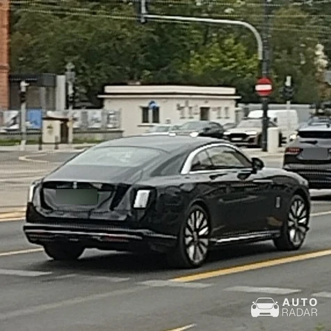 Rolls-Royce Spectre spotted in Warszawa, Poland