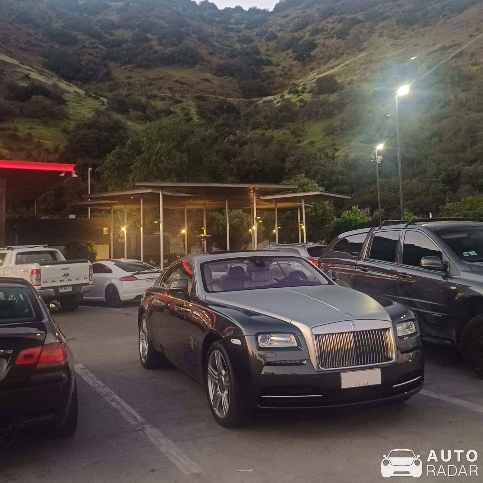 Rolls-Royce Wraith Series II spotted in Vitacura, Chile