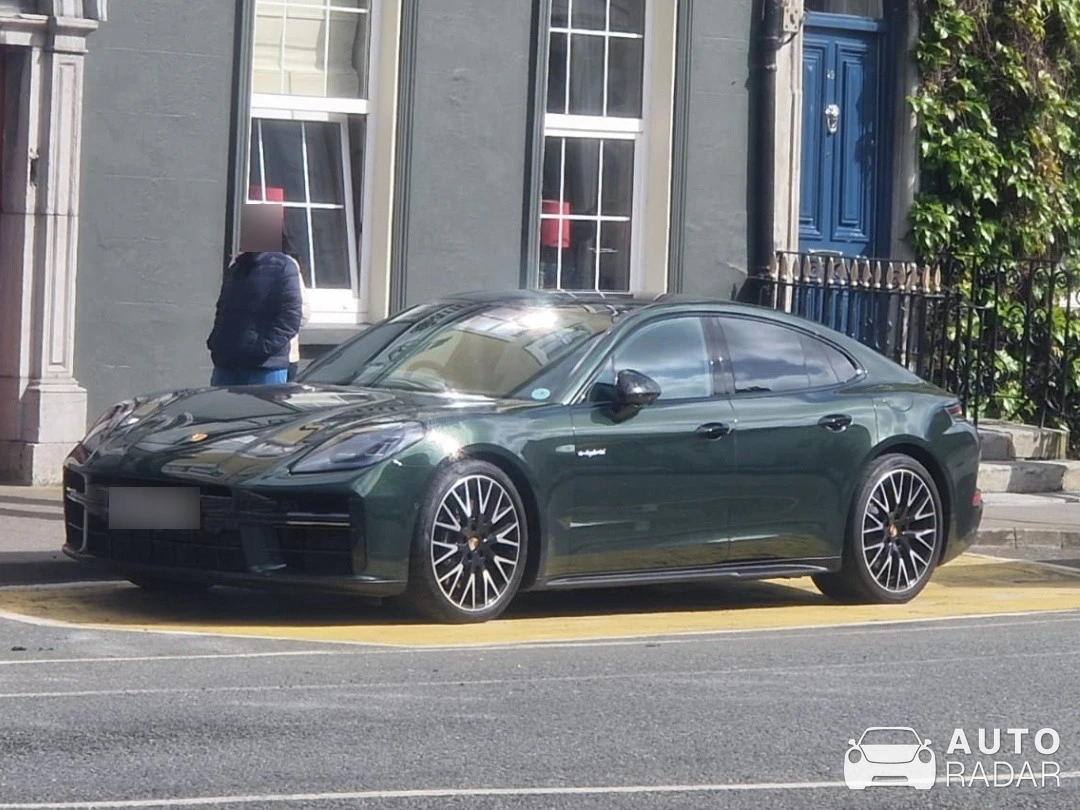 Porsche 971 Panamera 4 E-Hybrid Sport Turismo spotted in Killorglin