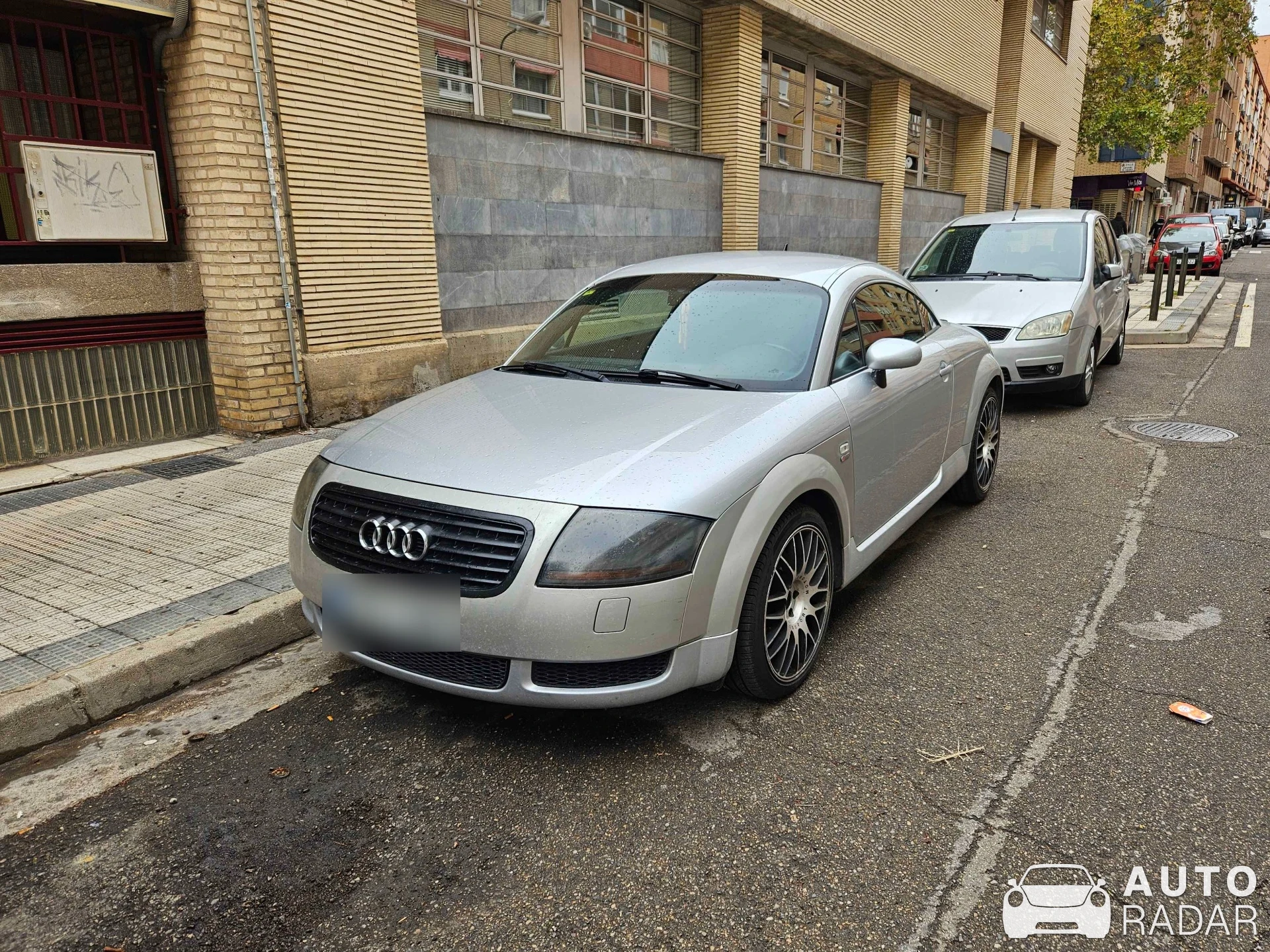 Audi TT 8N spotted in Zaragoza