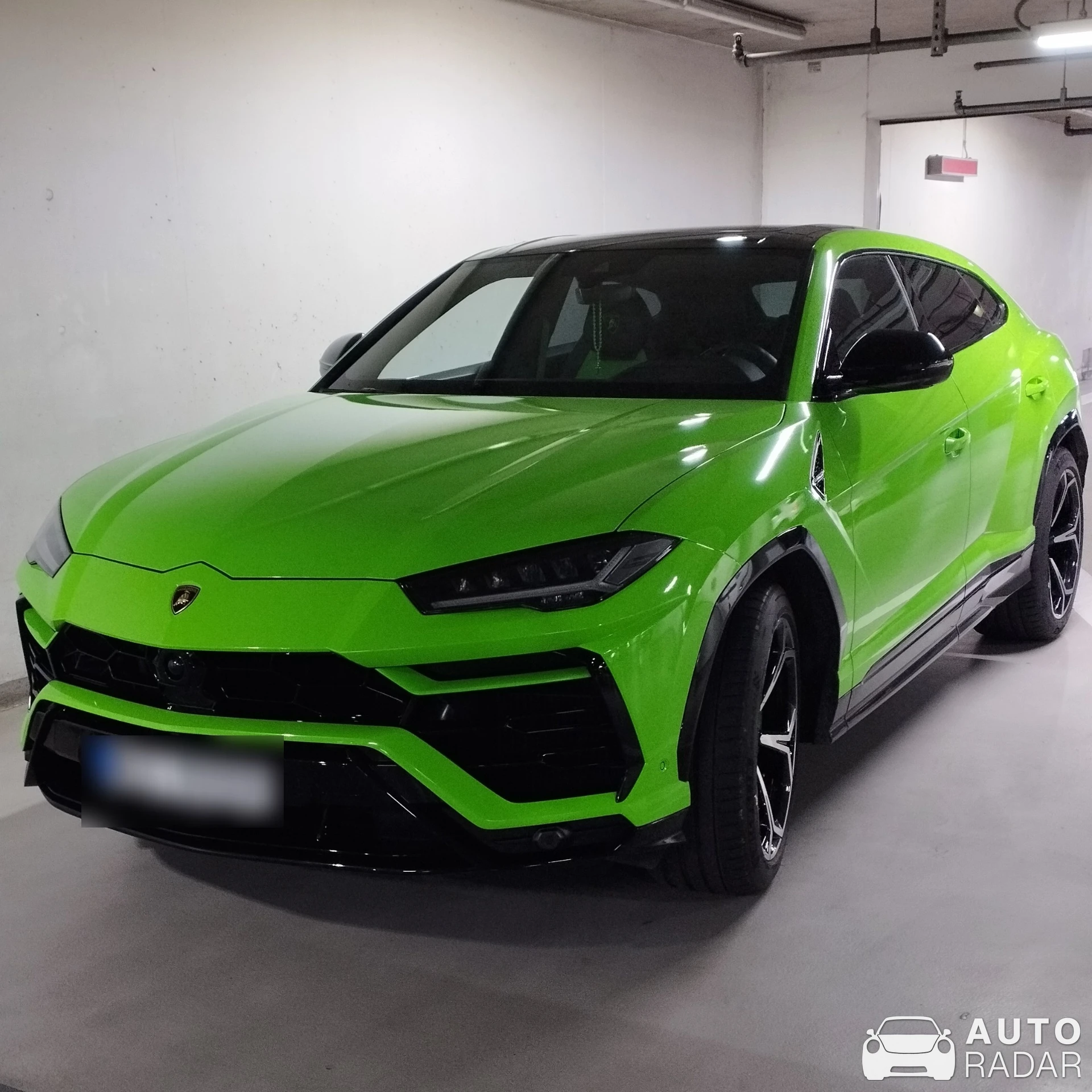 Lamborghini Urus spotted in Moravská Ostrava a Přívoz, Česko