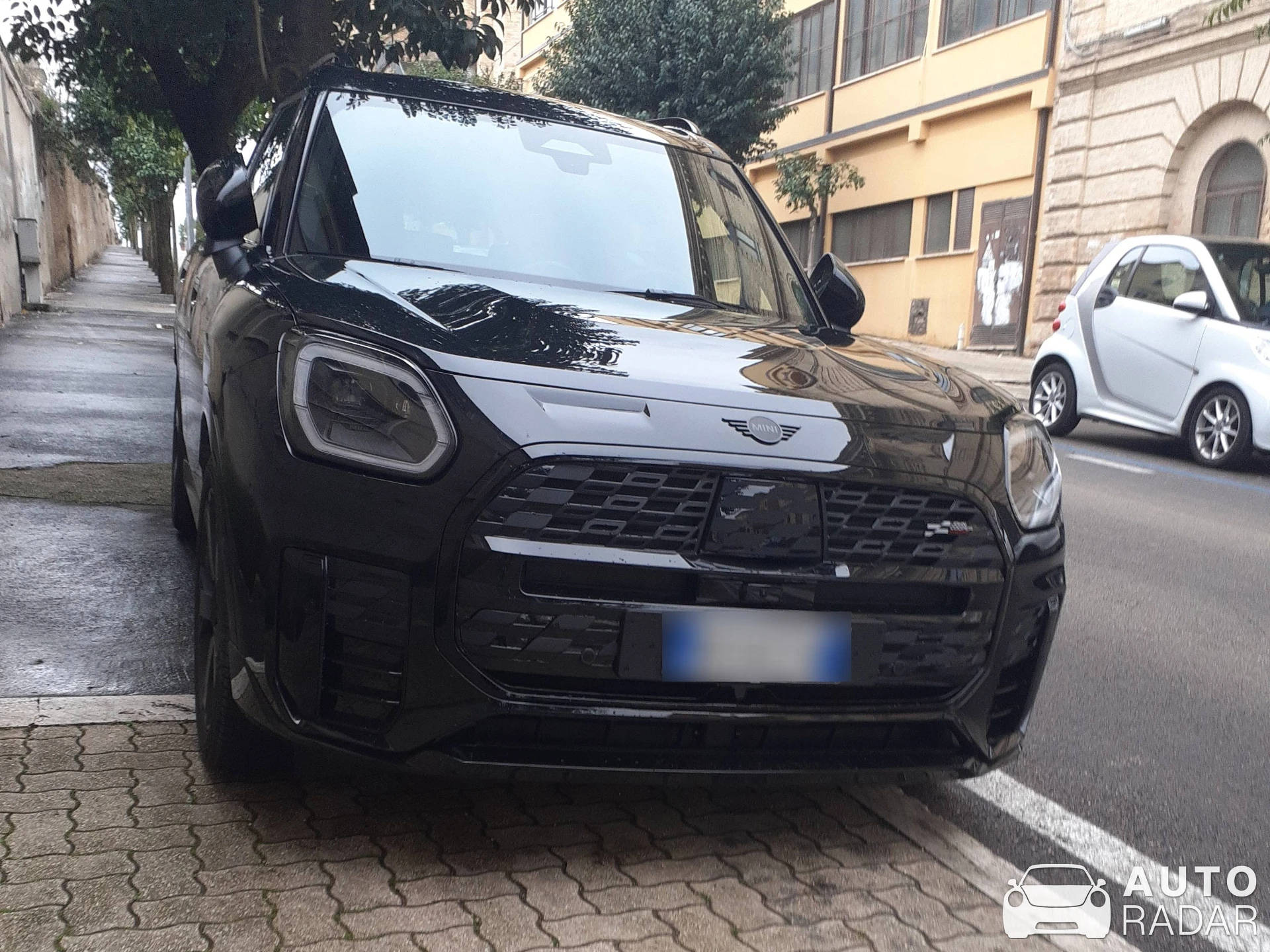 Mini U25 Countryman John Cooper Works spotted in Bucchianico