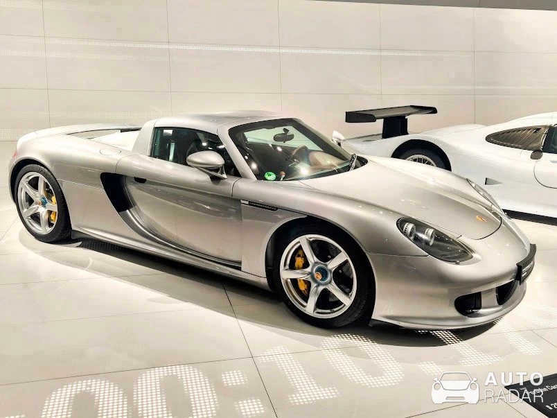 Porsche Carrera GT spotted in Stuttgart, Alemania