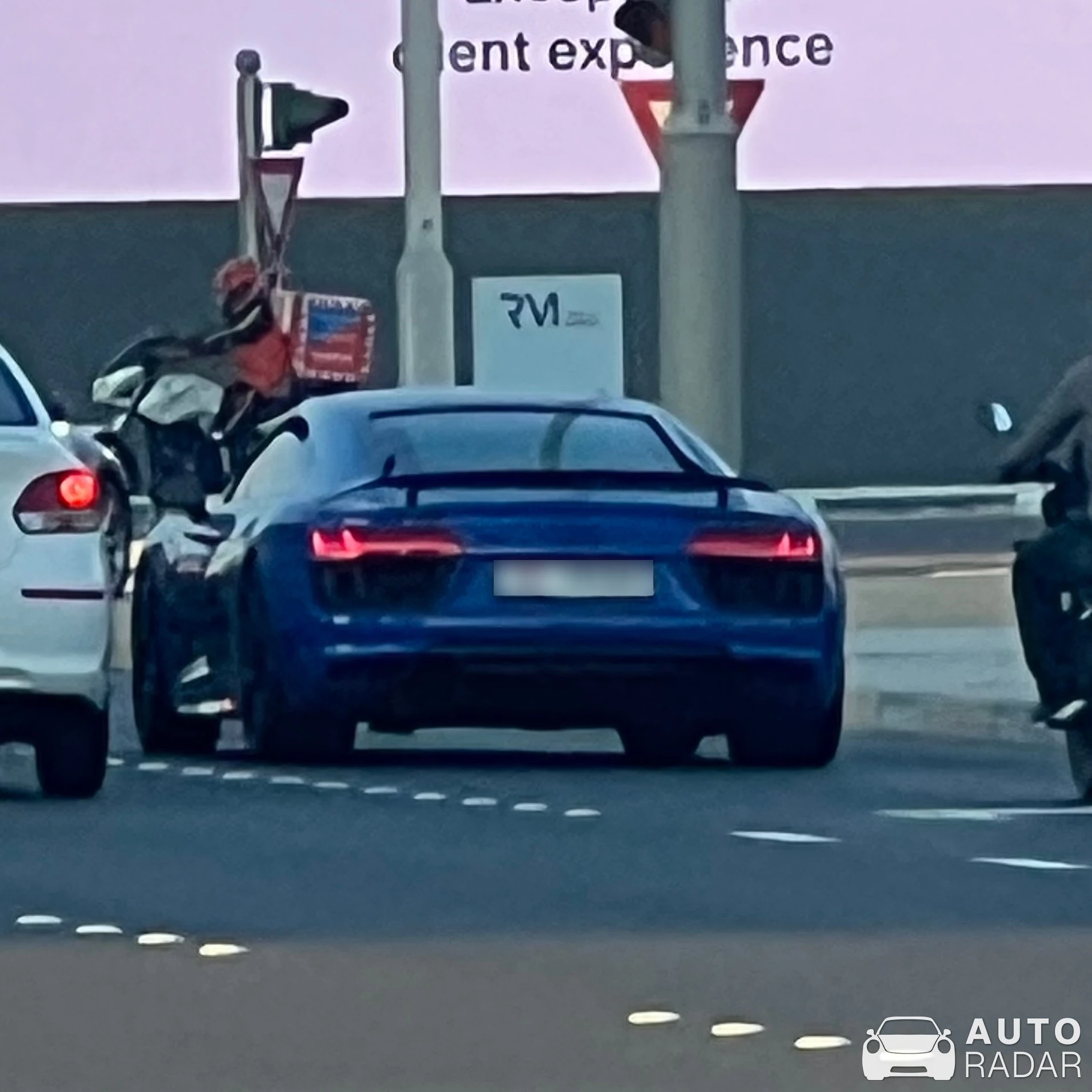 Audi R8 V10 spotted in Abu Dhabi, United Arab Emirates