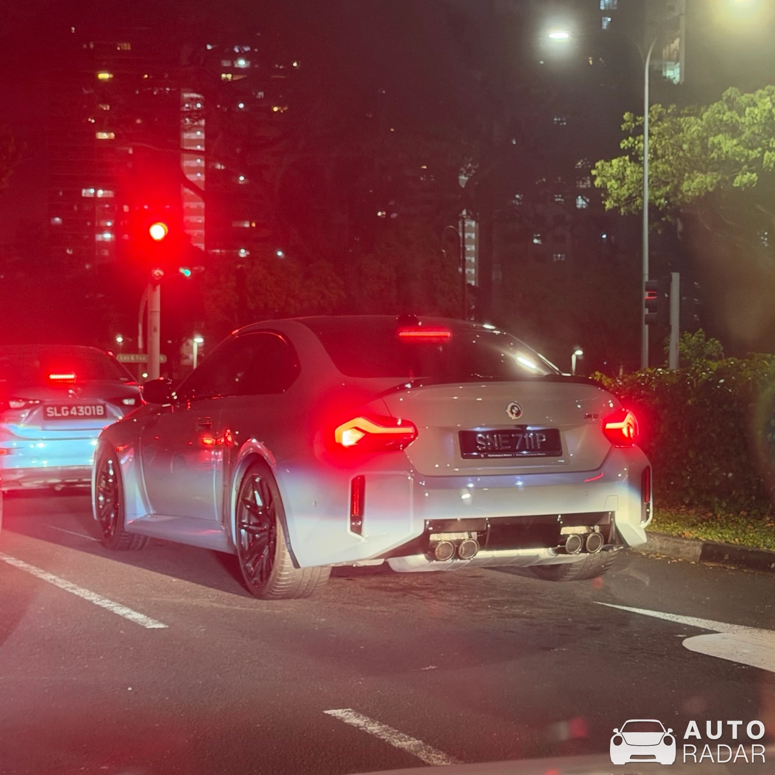 BMW M2 G87 Coupé spotted in Singapore, 싱가포르