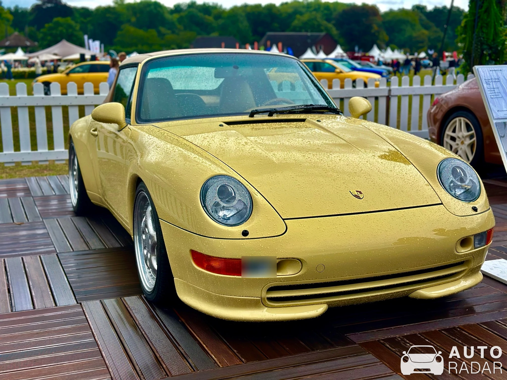 Porsche 993 Carrera 4 Cabriolet spotted in Beesd