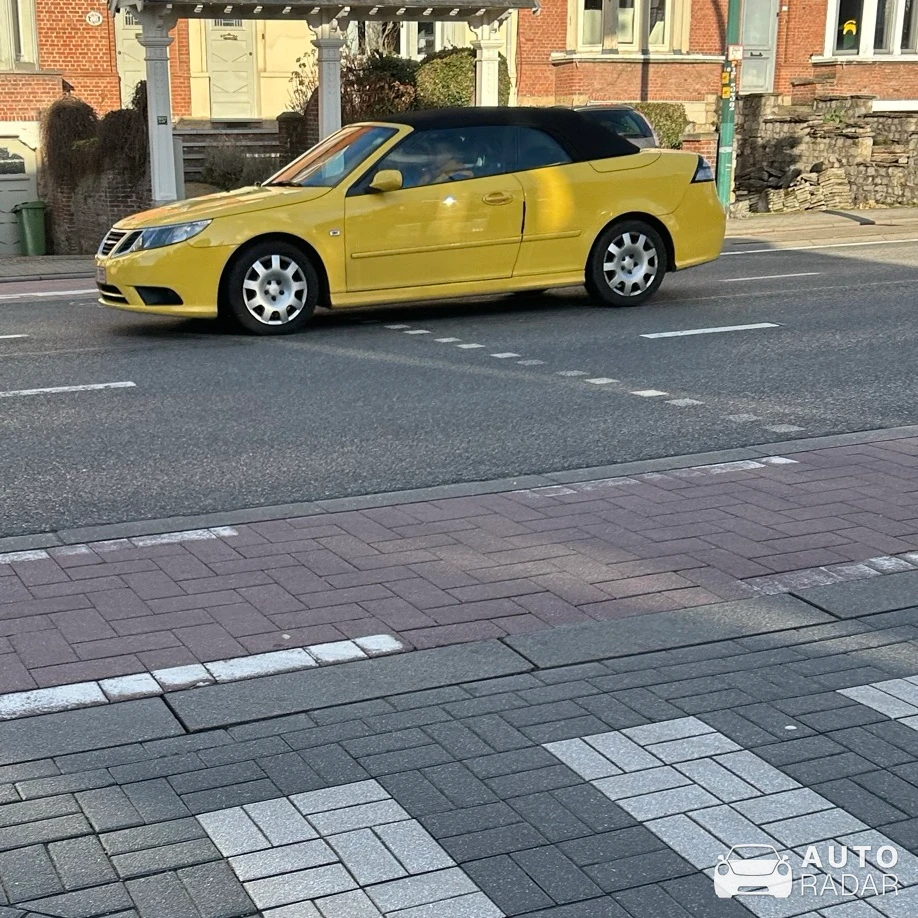 Saab 9-3 Convertible spotted in Louvain