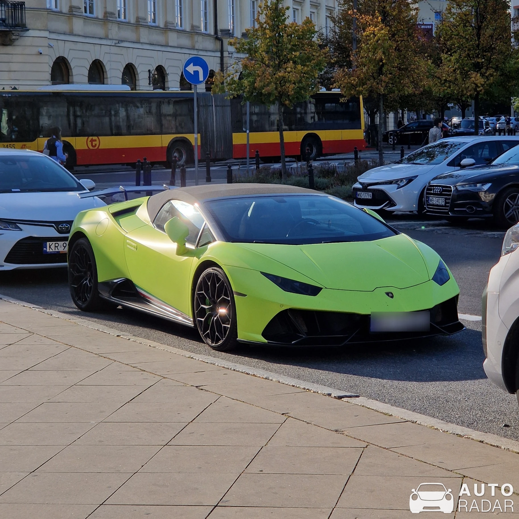 Lamborghini Huracán LP640-4 EVO Spyder spotted in Warszawa, Polska