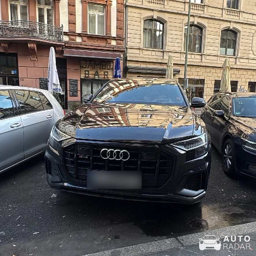 Audi SQ8 spotted in Frankfurt am Main, Deutschland