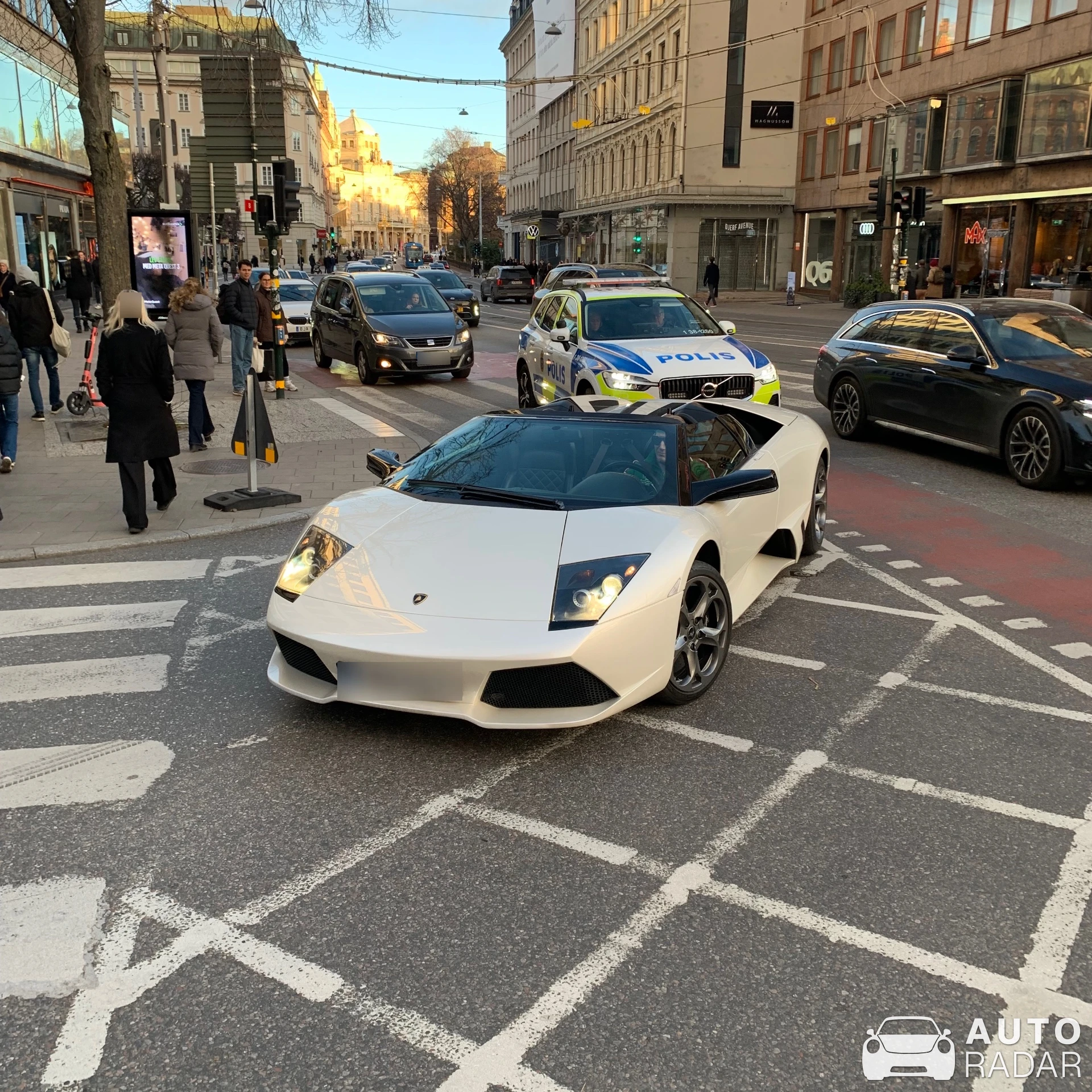 Lamborghini Murciélago LP640 Roadster spotted in Stockholms län, Швеція
