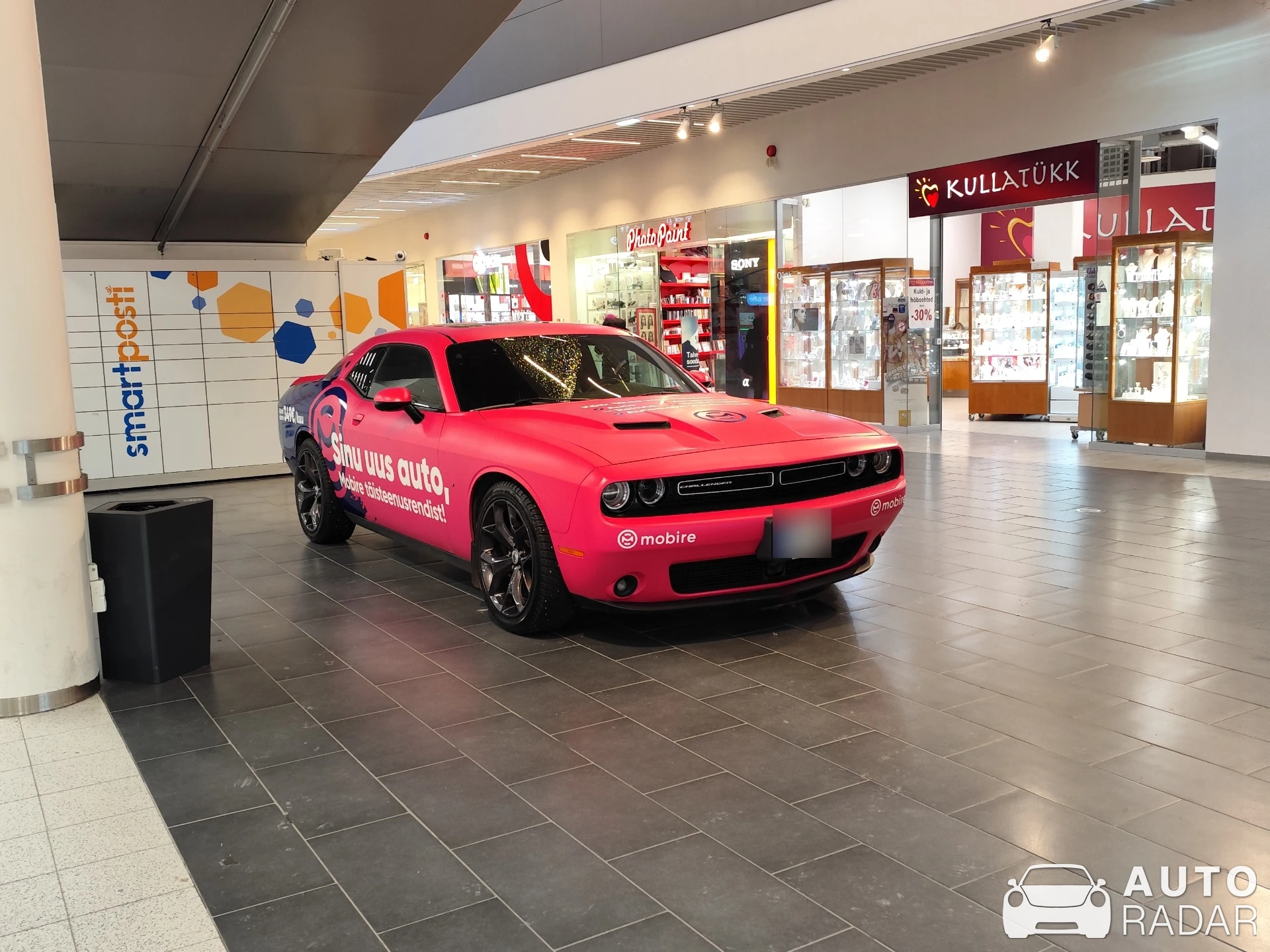 Dodge Challenger SRT Hellcat spotted in Tallinn, Estonia
