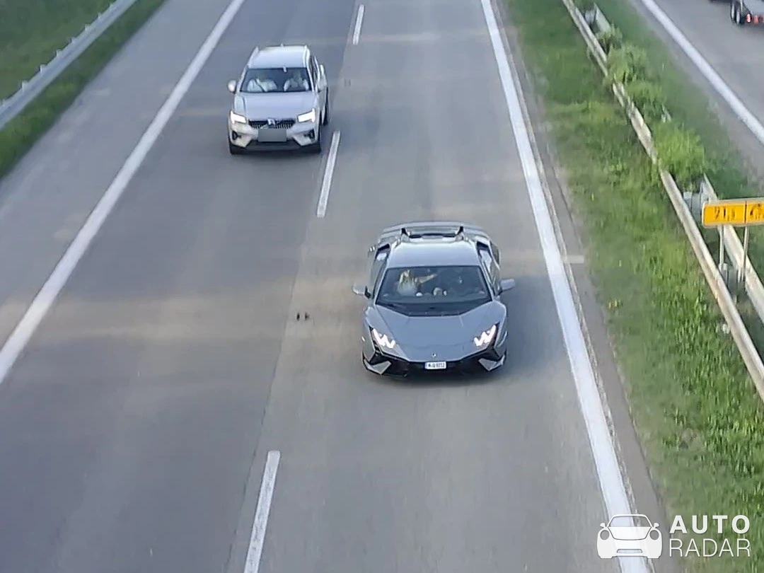 Lamborghini Huracán LP640-2 Tecnica spotted in Malacky, Slovensko