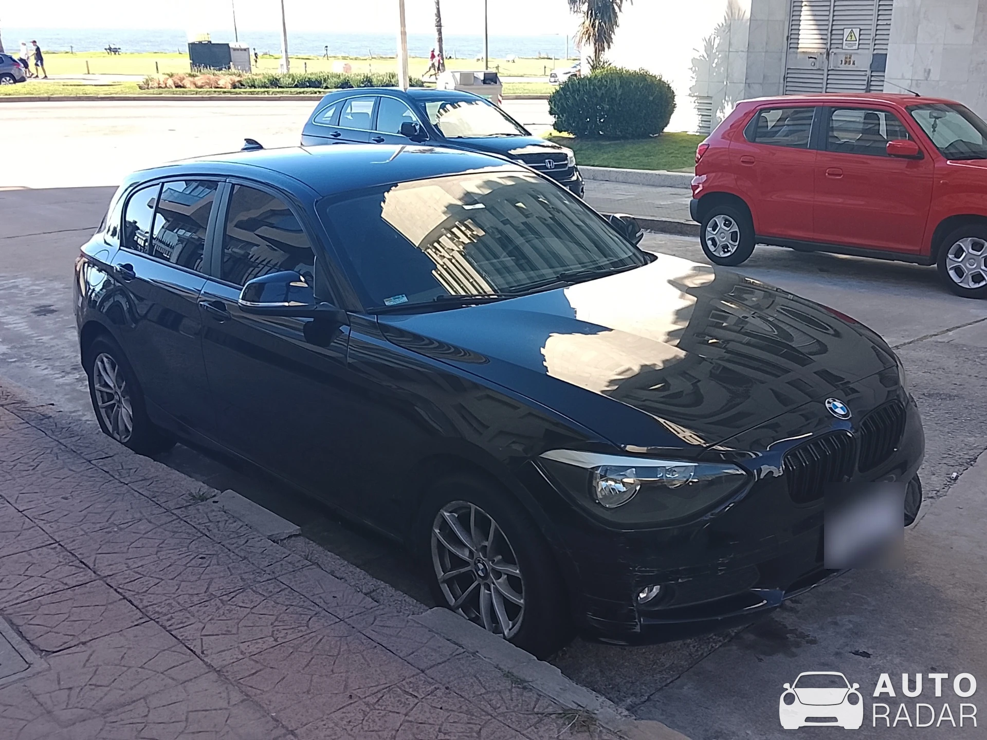 BMW 1 Series F20 spotted in Montevideo