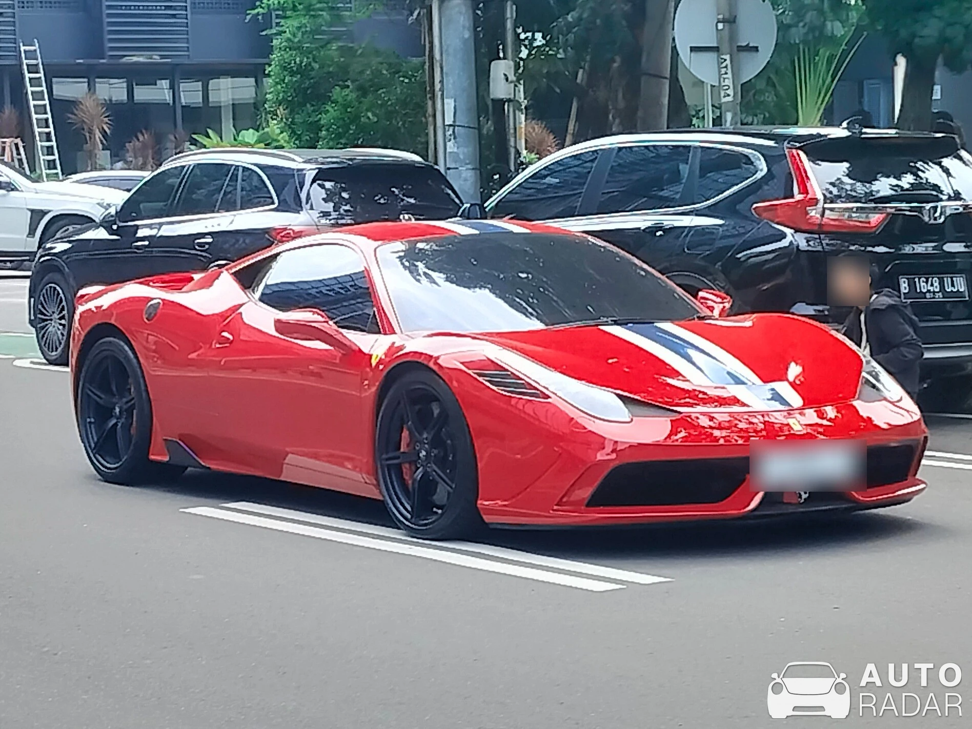 Ferrari 458 Speciale spotted in Kota Jakarta Selatan, Indonesia