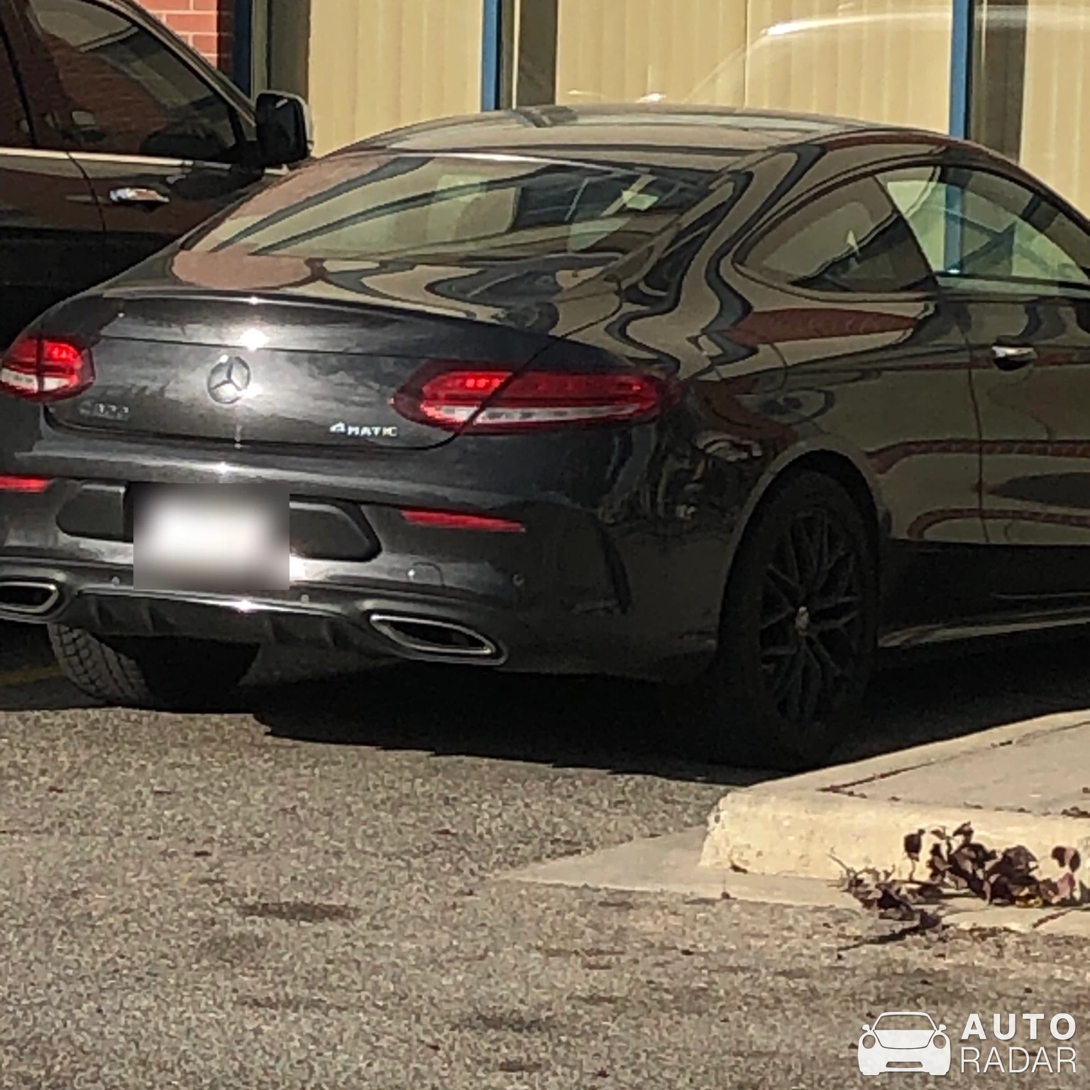 Mercedes-Benz C-Klasse Coupé 2016 spotted in Calgary