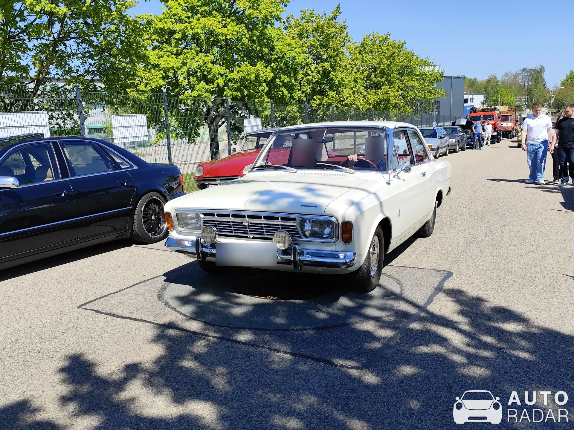 Ford Taunus 17M spotted in Hartmannsdorf