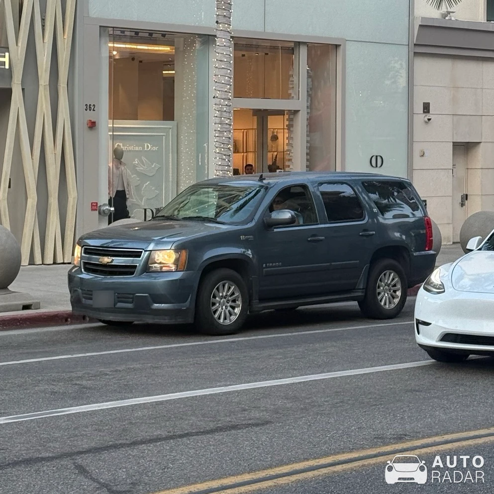 Chevrolet Tahoe 2-Mode Hybrid spotted in Beverly Hills
