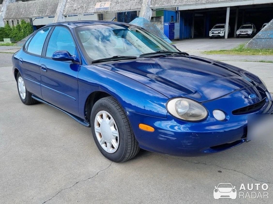 Ford Taurus 3rd Gen Sedan spotted in Zagreb, Croatia