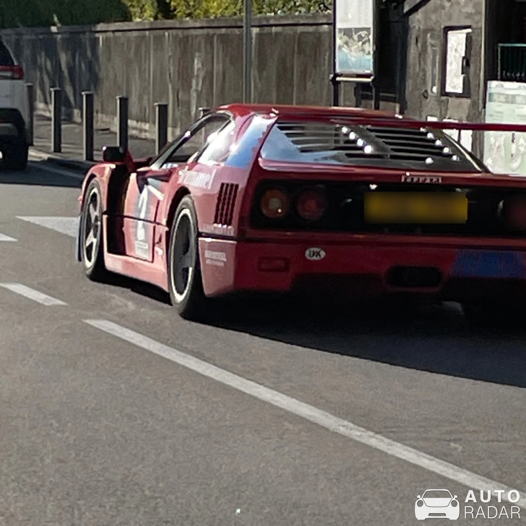 Ferrari F40 spotted in Provincia di Como, Olaszország