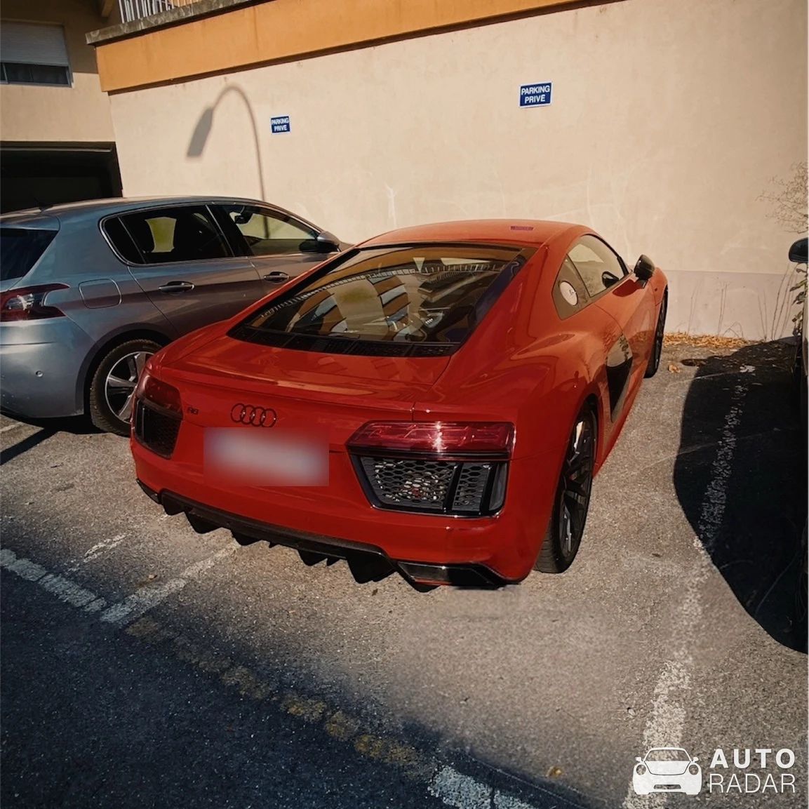 Audi R8 V10 Performance 2019 spotted in Gap