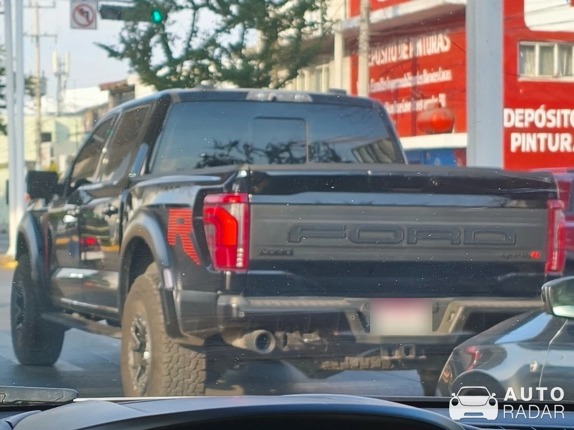 Ford F-150 Raptor R spotted in Zapopan