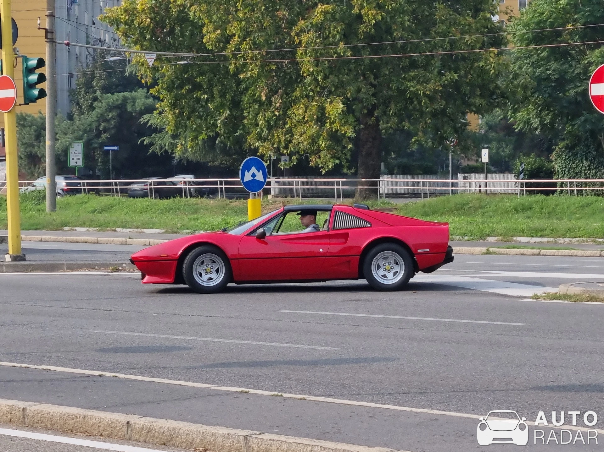 Ferrari 208 GTS spotted in Milano