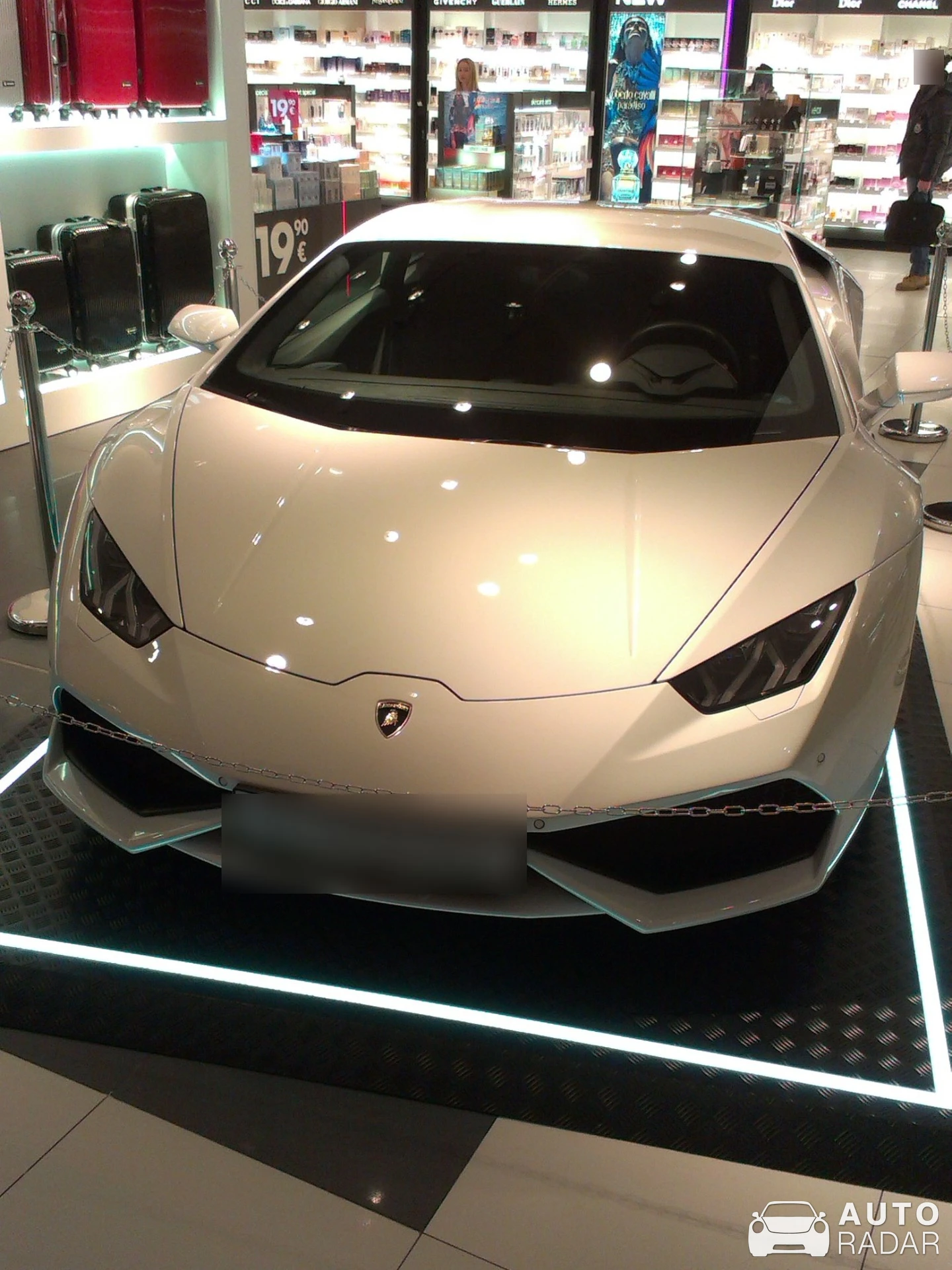 Lamborghini Huracán LP610-4 spotted in Bucharest, Romania