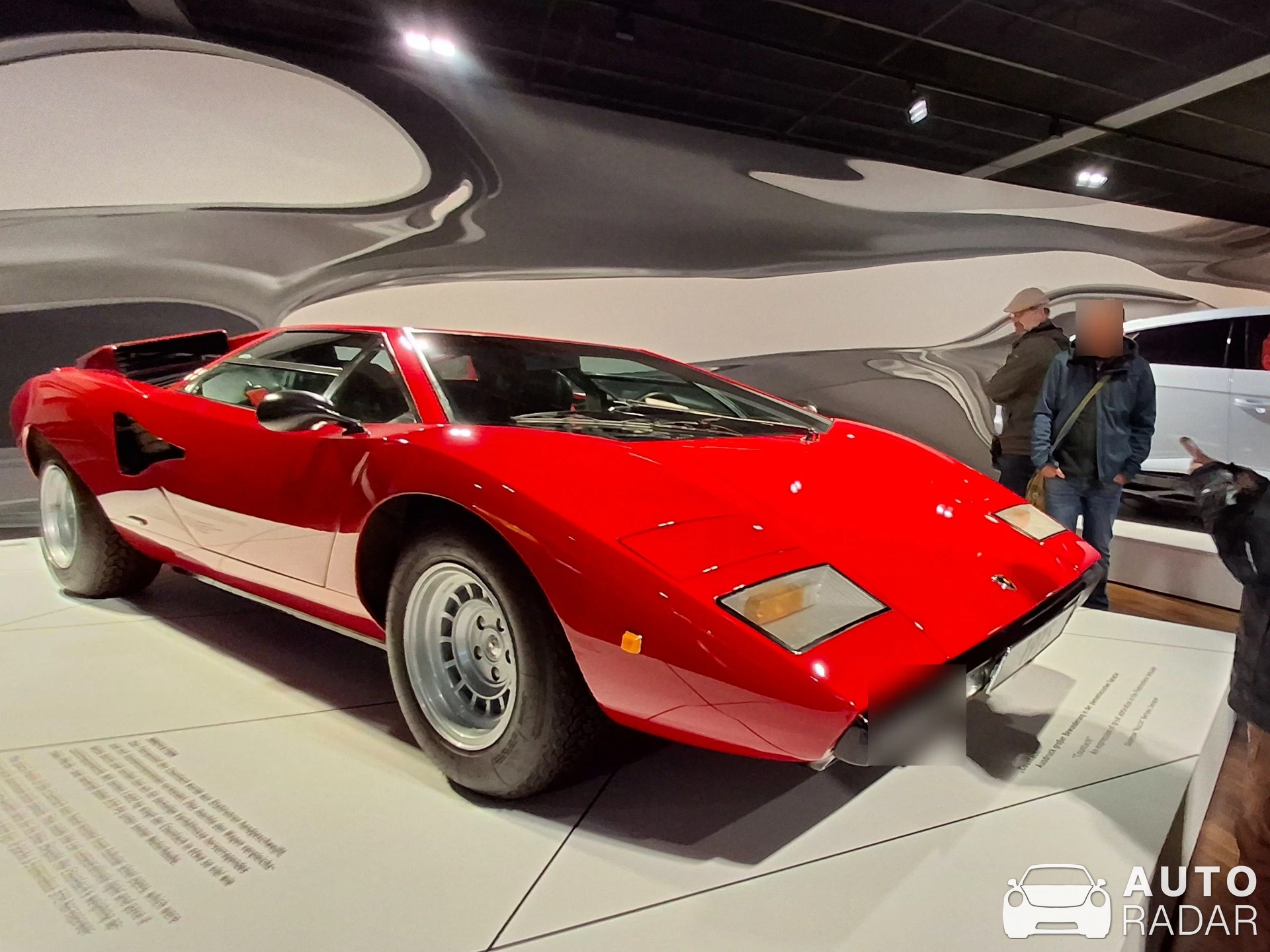 Lamborghini Countach LP400 Periscopio spotted