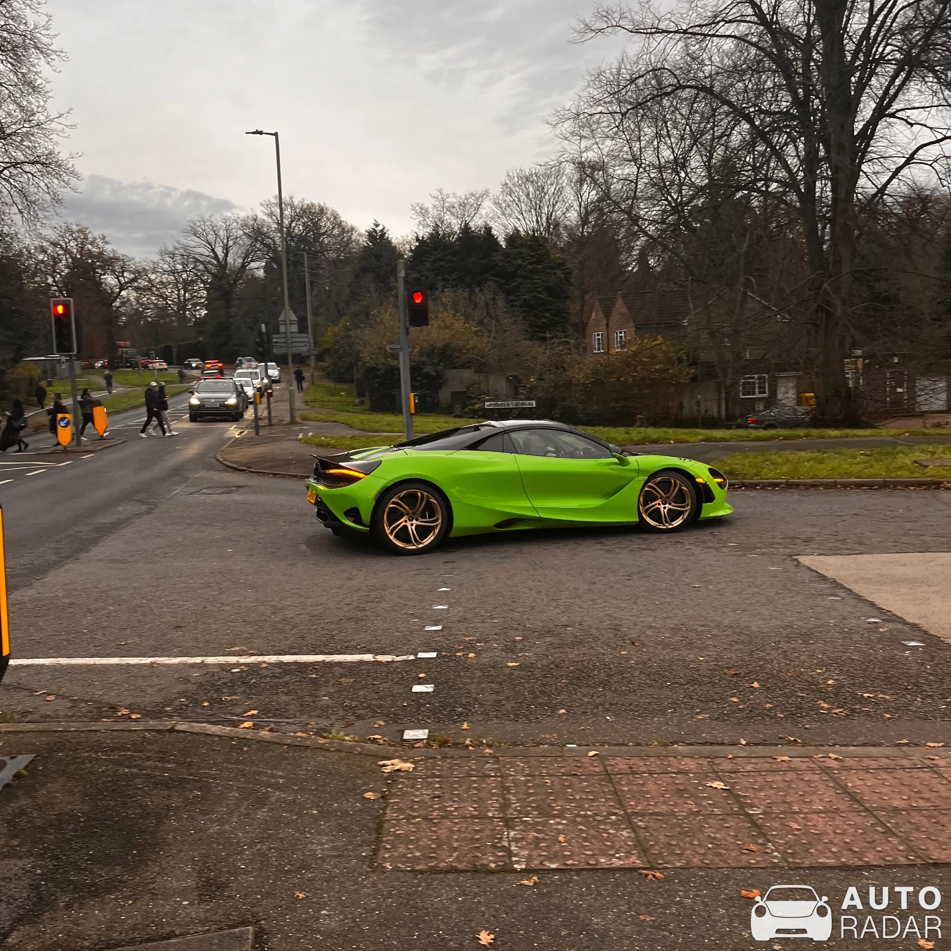 McLaren 750S Spider spotted in Surrey, United Kingdom
