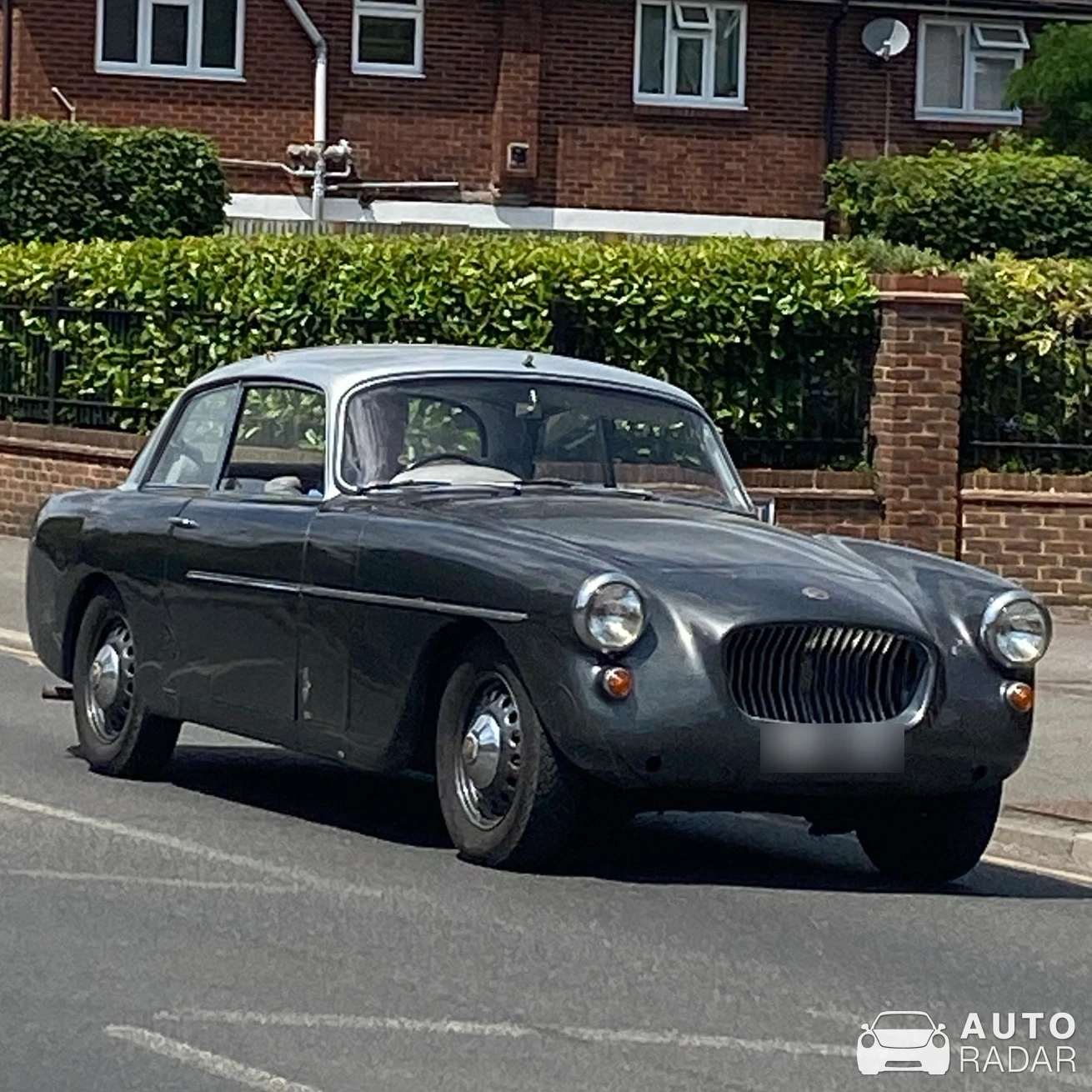 Bristol 408 spotted in Pangbourne