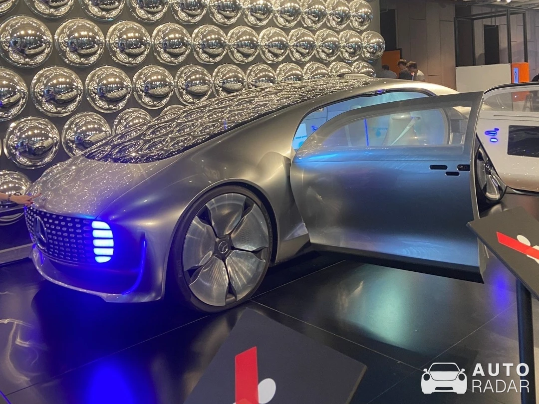 Mercedes-Benz F015 spotted in Warszawa