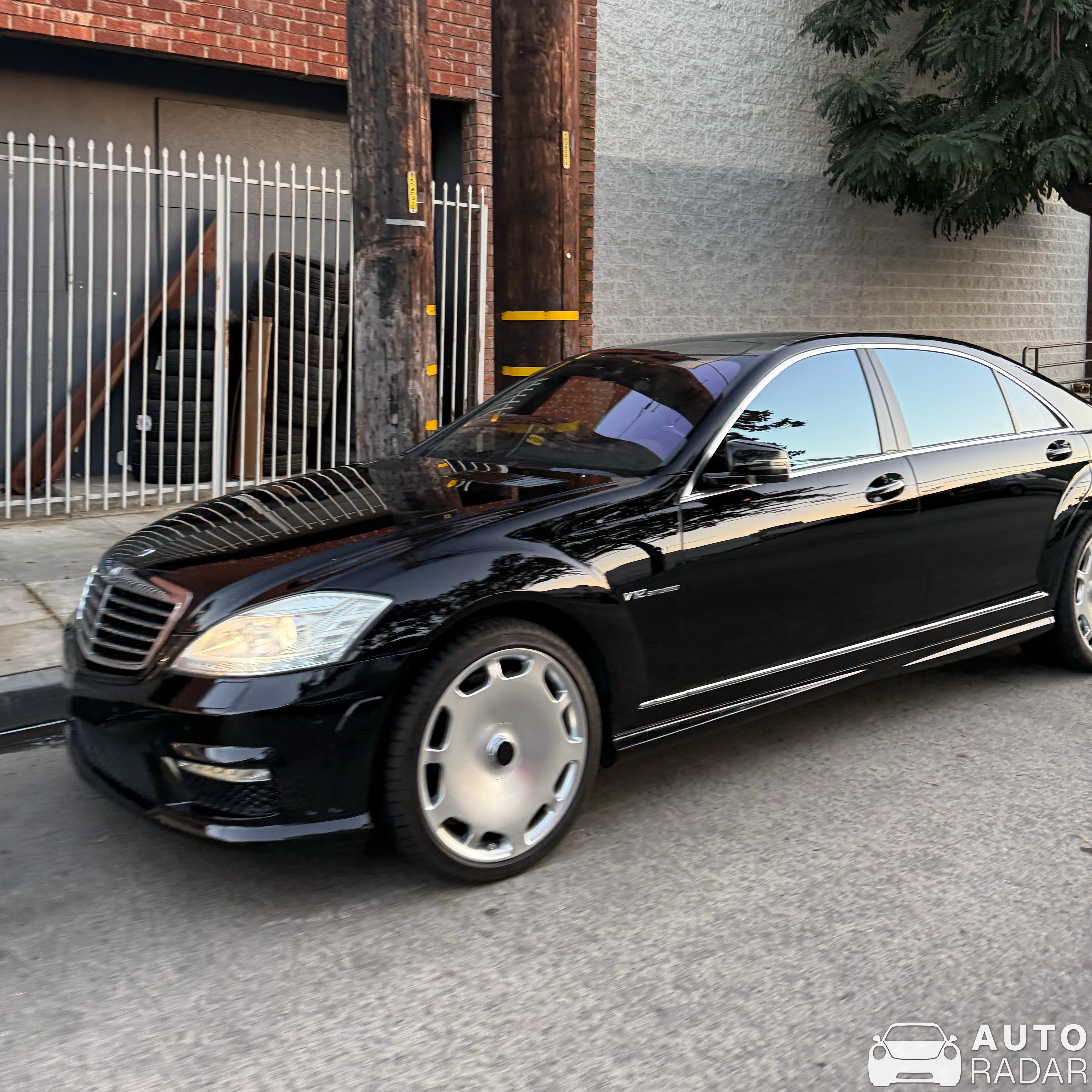Mercedes-Benz S 65 AMG V221 spotted in Los Angeles