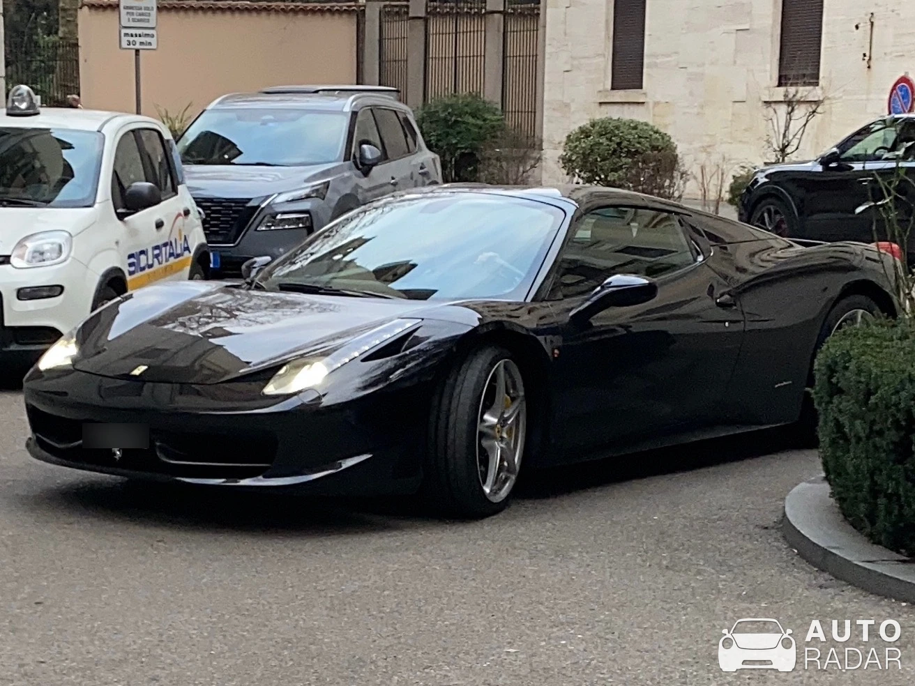 Ferrari 458 Spider spotted in Milano, Italia