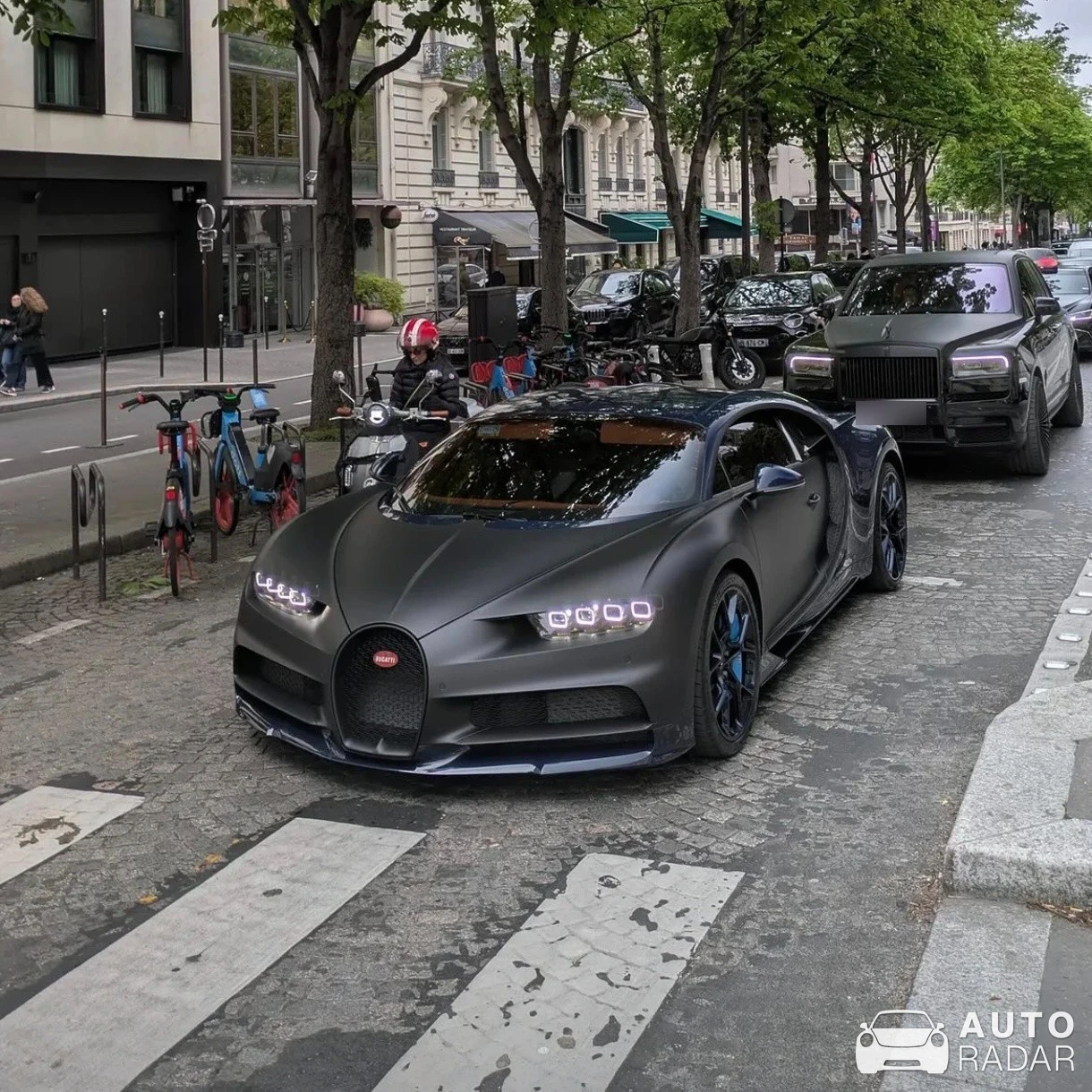 Bugatti Chiron Sport 110 Ans spotted in Paris