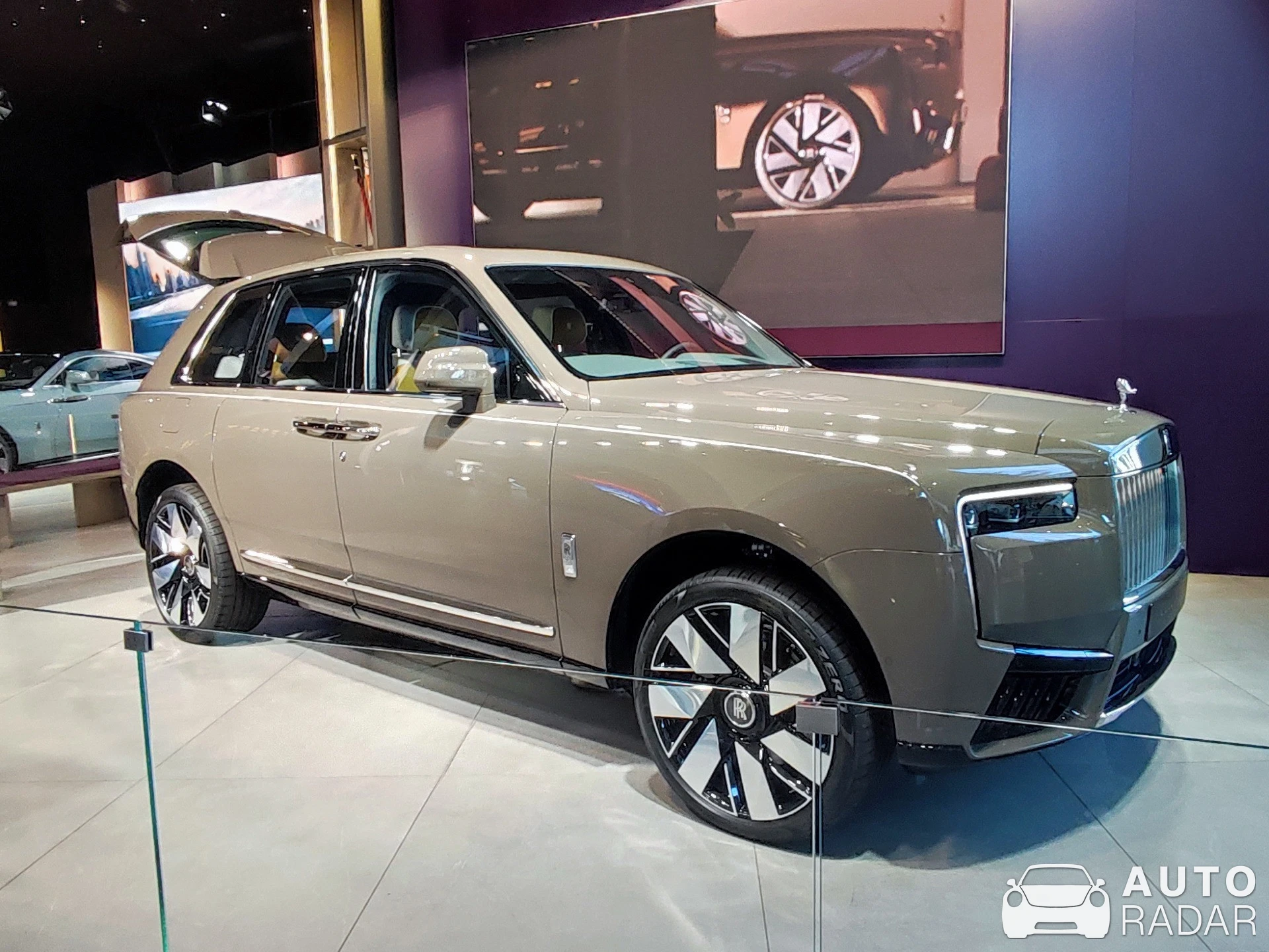 Rolls-Royce Cullinan Series II spotted in München, Germany
