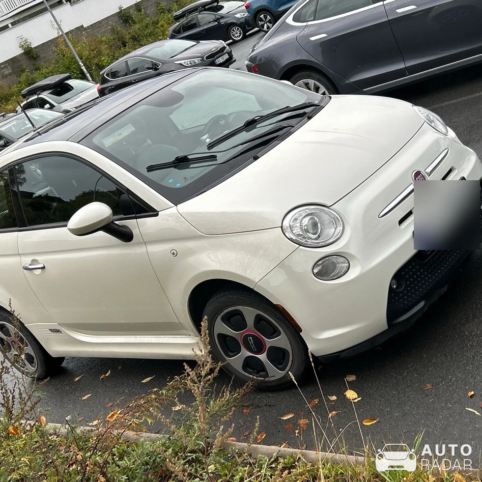 Fiat 500e spotted
