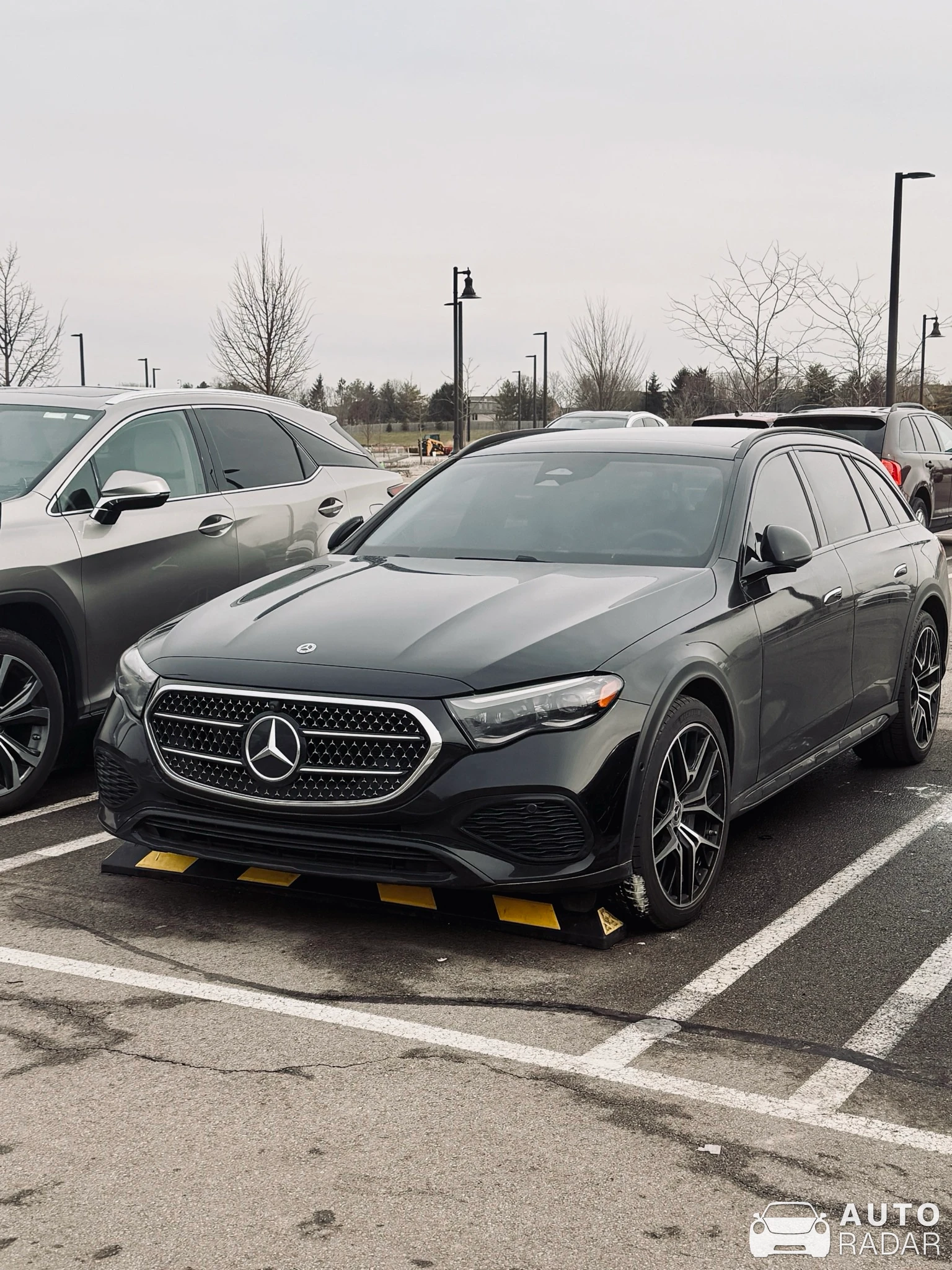 Mercedes-Benz E-Klasse Estate S214 spotted in Four Bridges