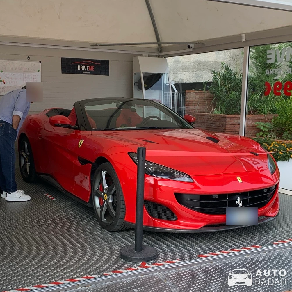 Ferrari Portofino spotted in Taormina