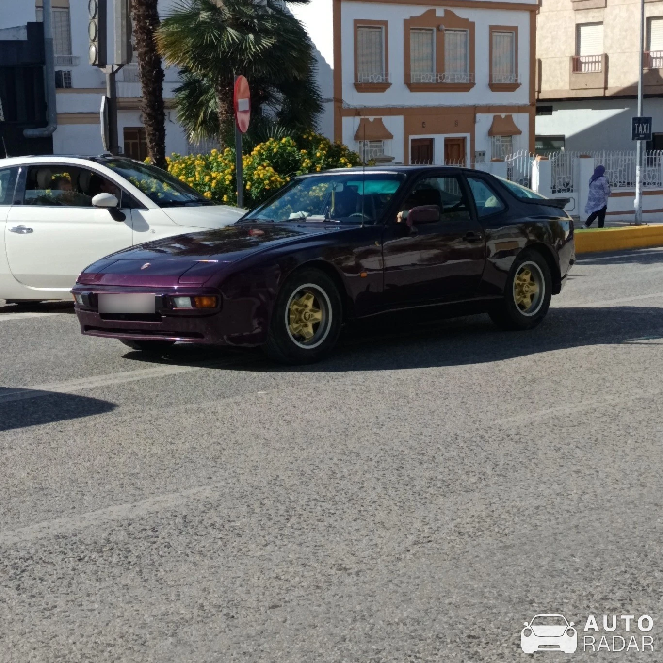Porsche 944 Turbo spotted in Torredonjimeno, España