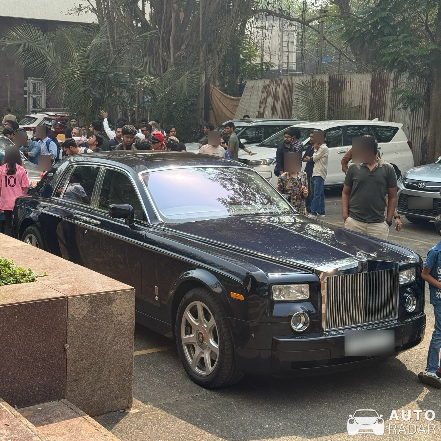 Rolls-Royce Phantom VIII Series II spotted in Mumbai, India