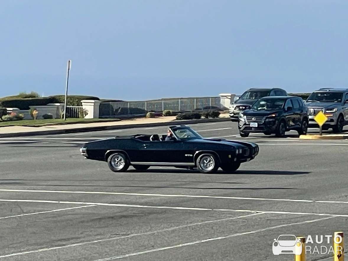 Pontiac GTO Mk1 Convertible spotted in Rancho Palos Verdes