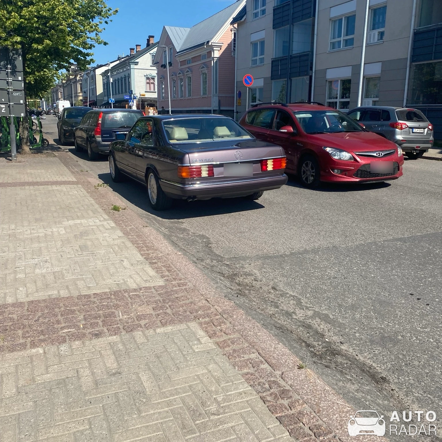 Mercedes-Benz 420 SEC spotted in Oulu