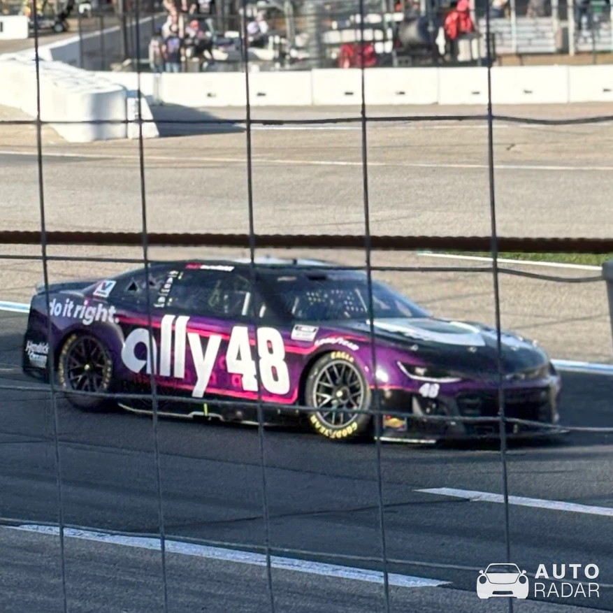 Chevrolet Camaro ZL1 NASCAR LM spotted in Loudon