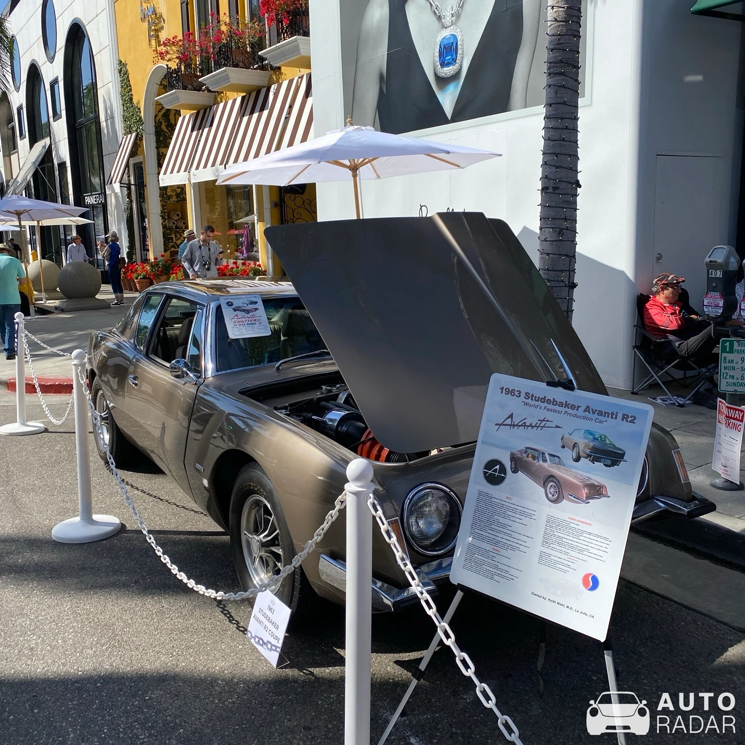 Studebaker Avanti R2 spotted in Beverly Hills