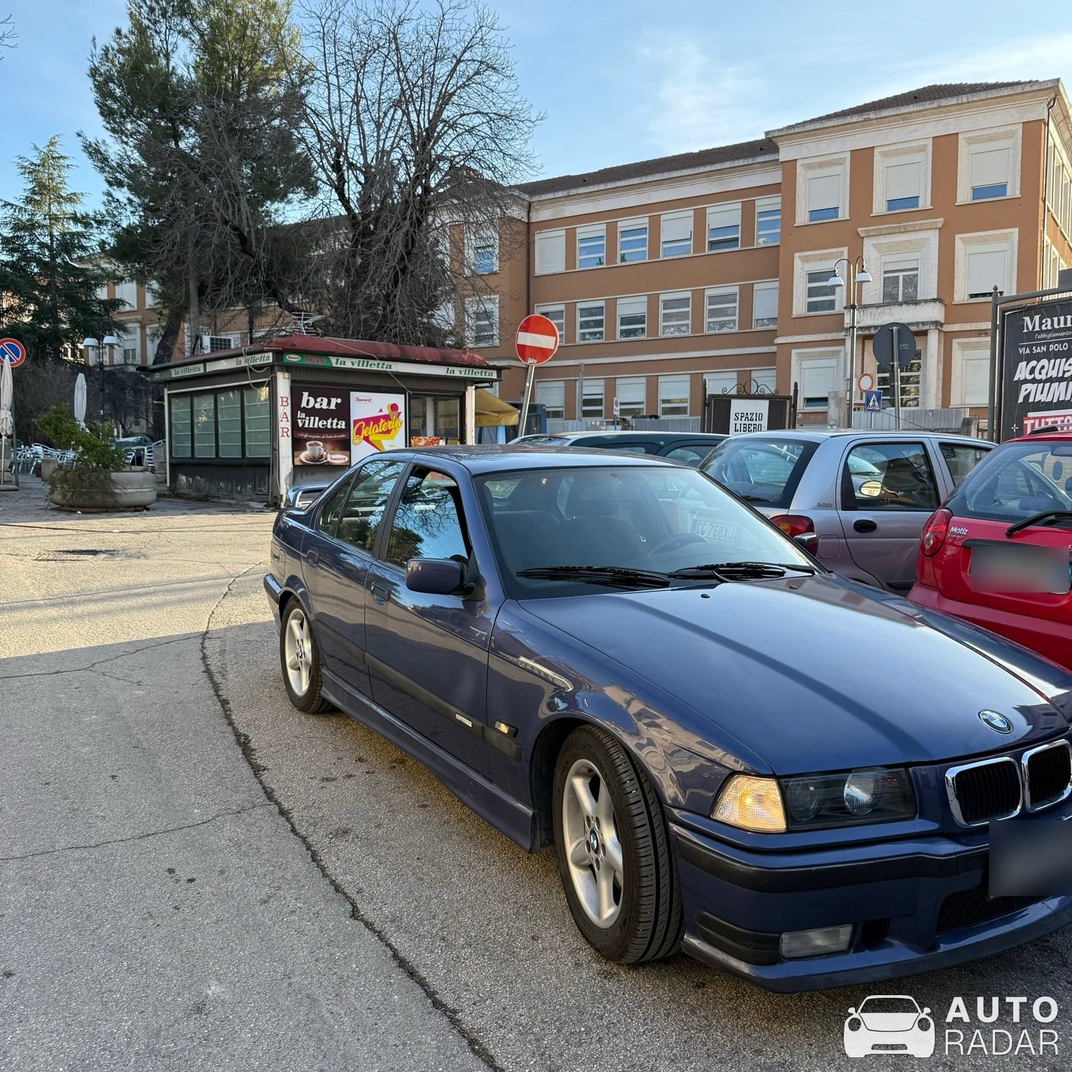 BMW M3 E36 spotted in Sulmona
