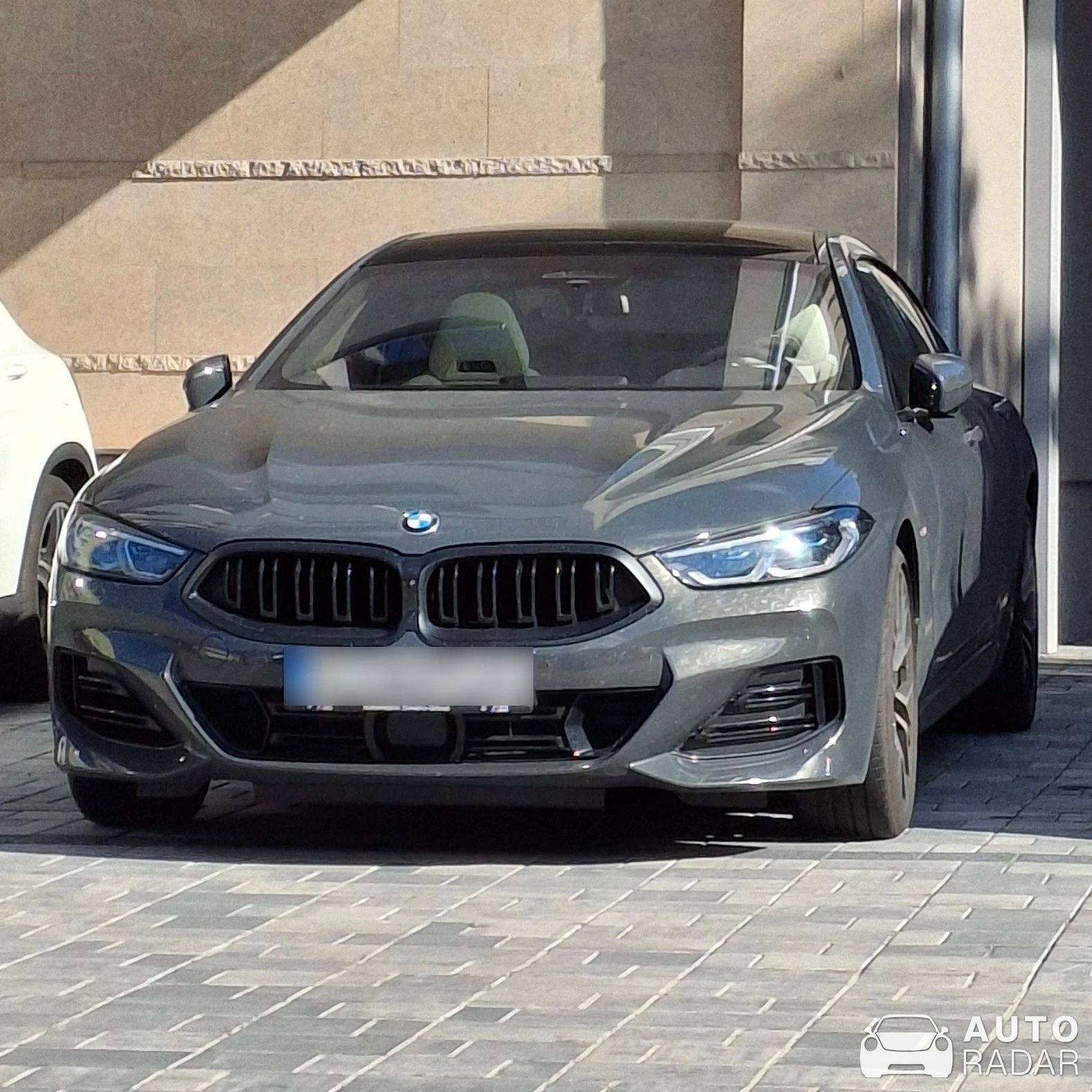 BMW 8 Series Coupé G15 spotted in Cluj-Napoca, Romania