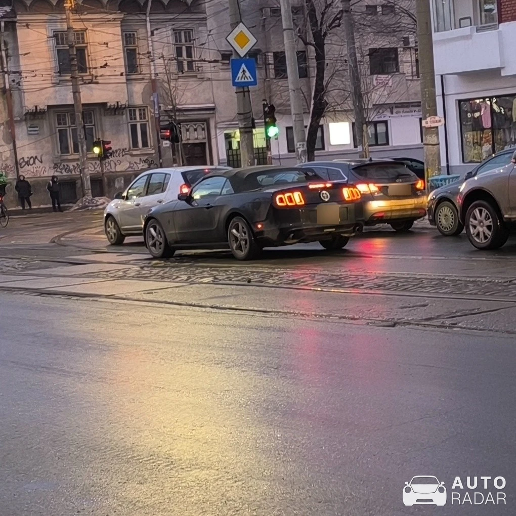 Ford Mustang GT 4.6 High Performance Convertible spotted in Bucharest, Romania